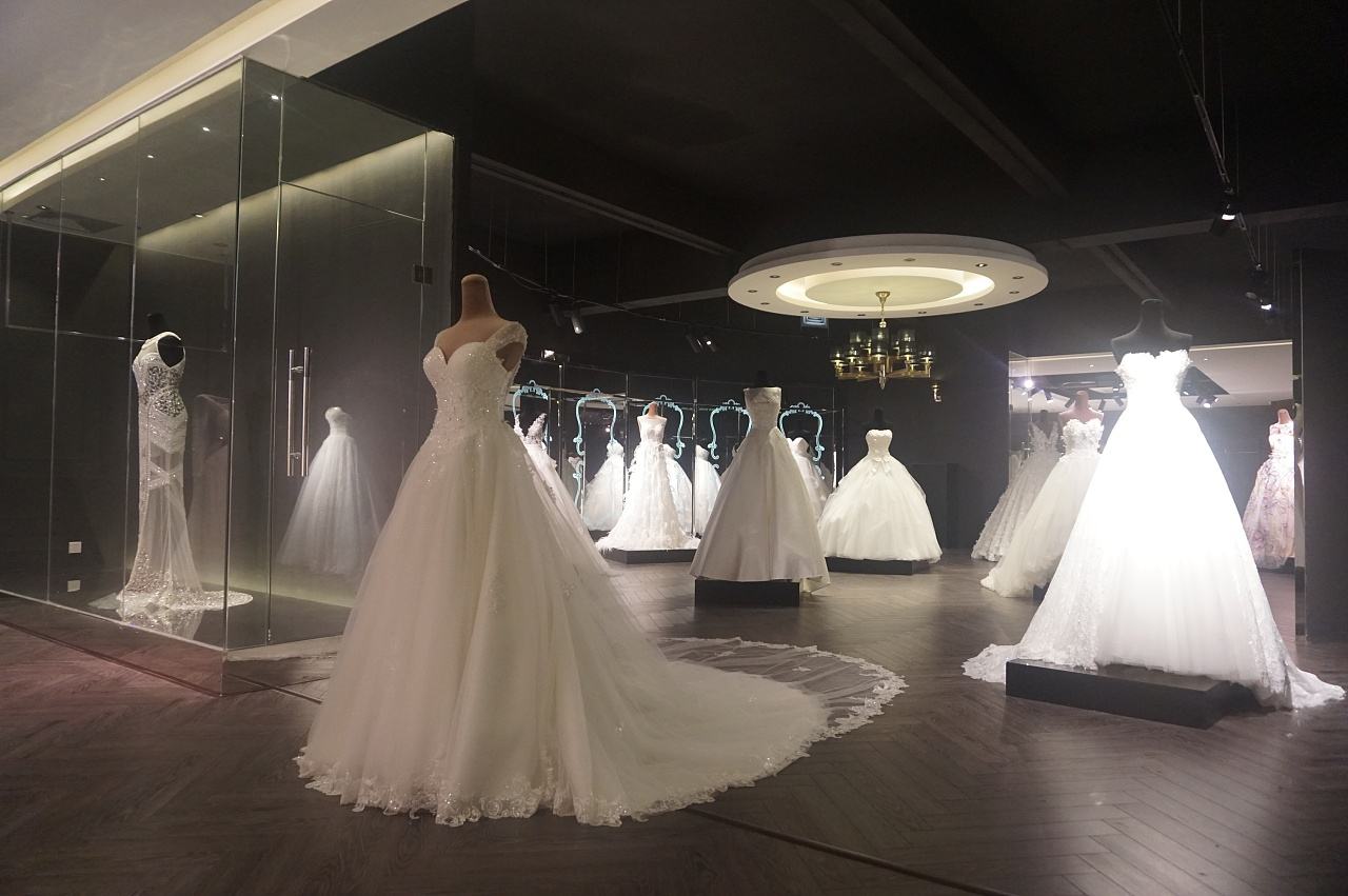 莉莎·艾薇婚纱会馆