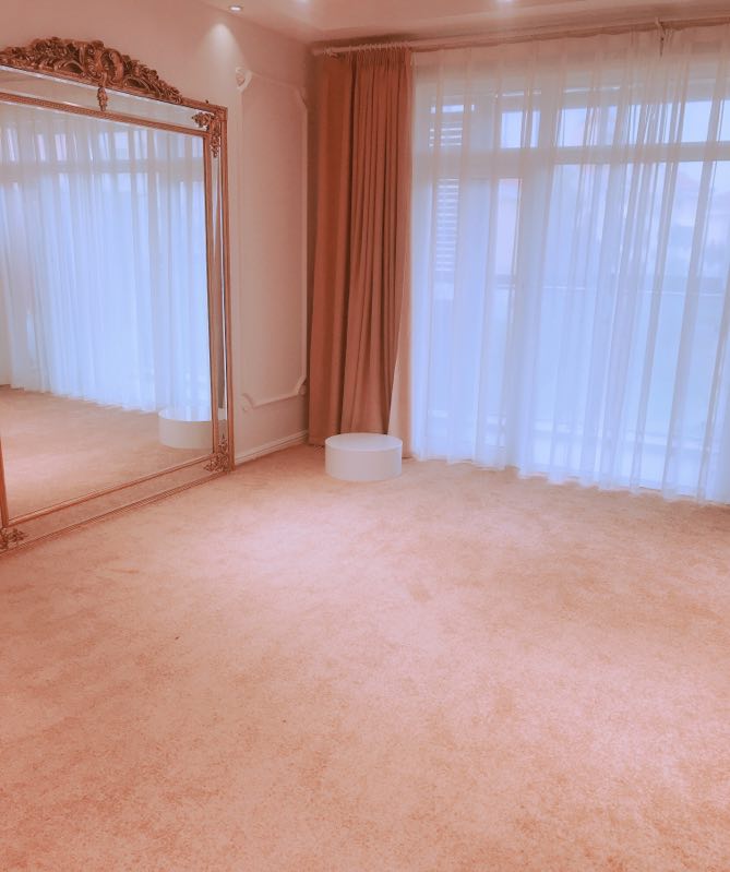 Avieno婚纱高定馆