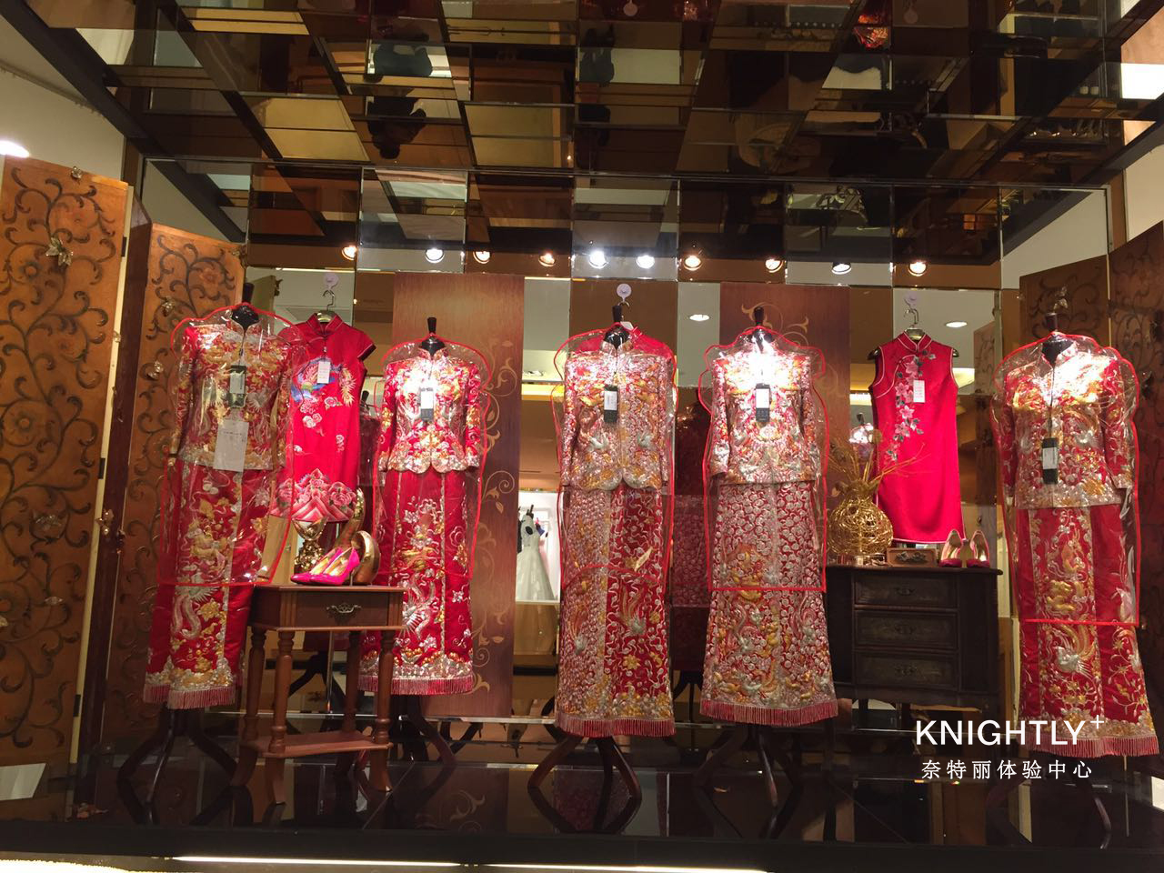 王与后婚纱礼服高定店