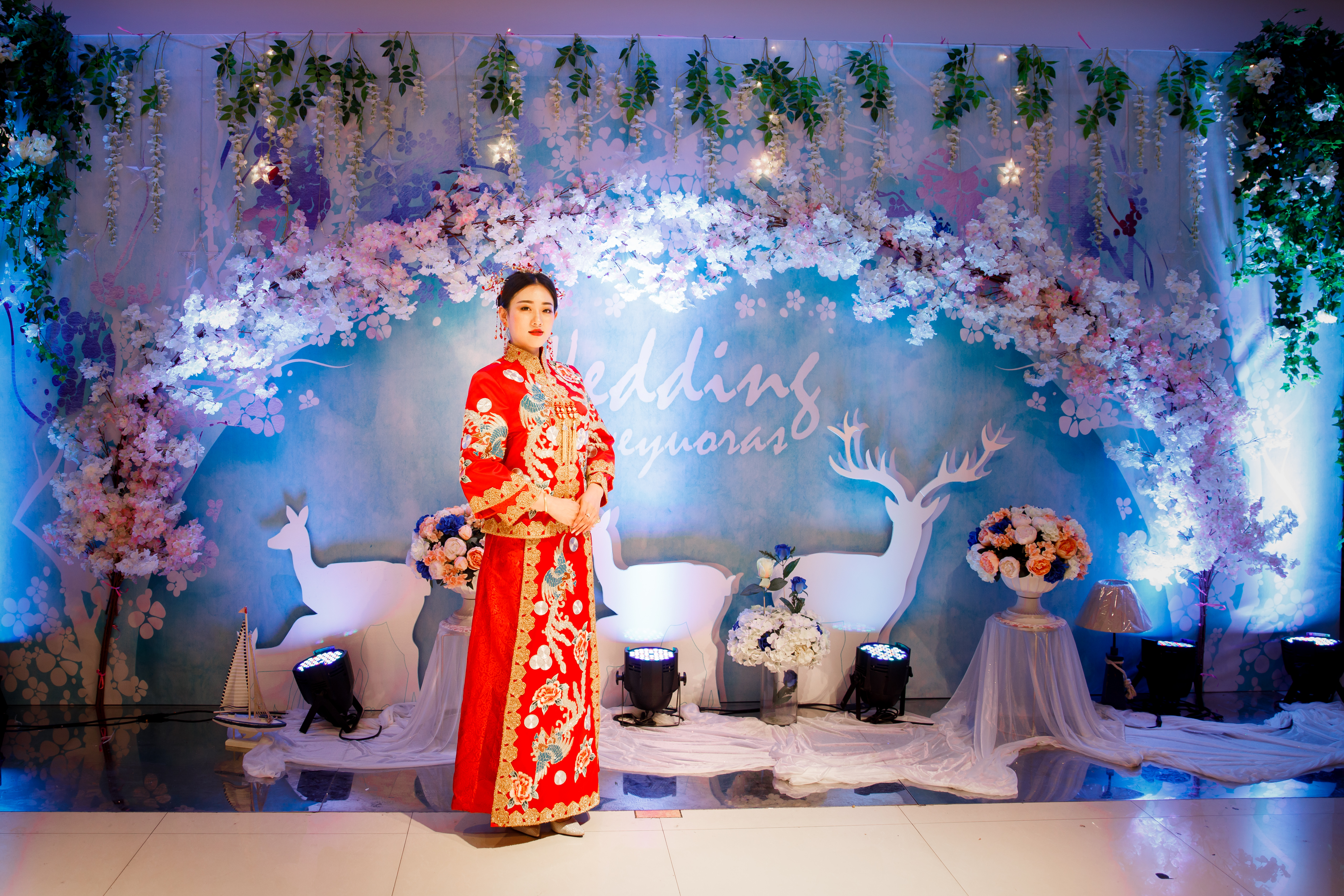 媚蒂雅婚纱
