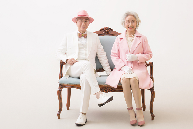 老年人婚纱照，结婚纪念照