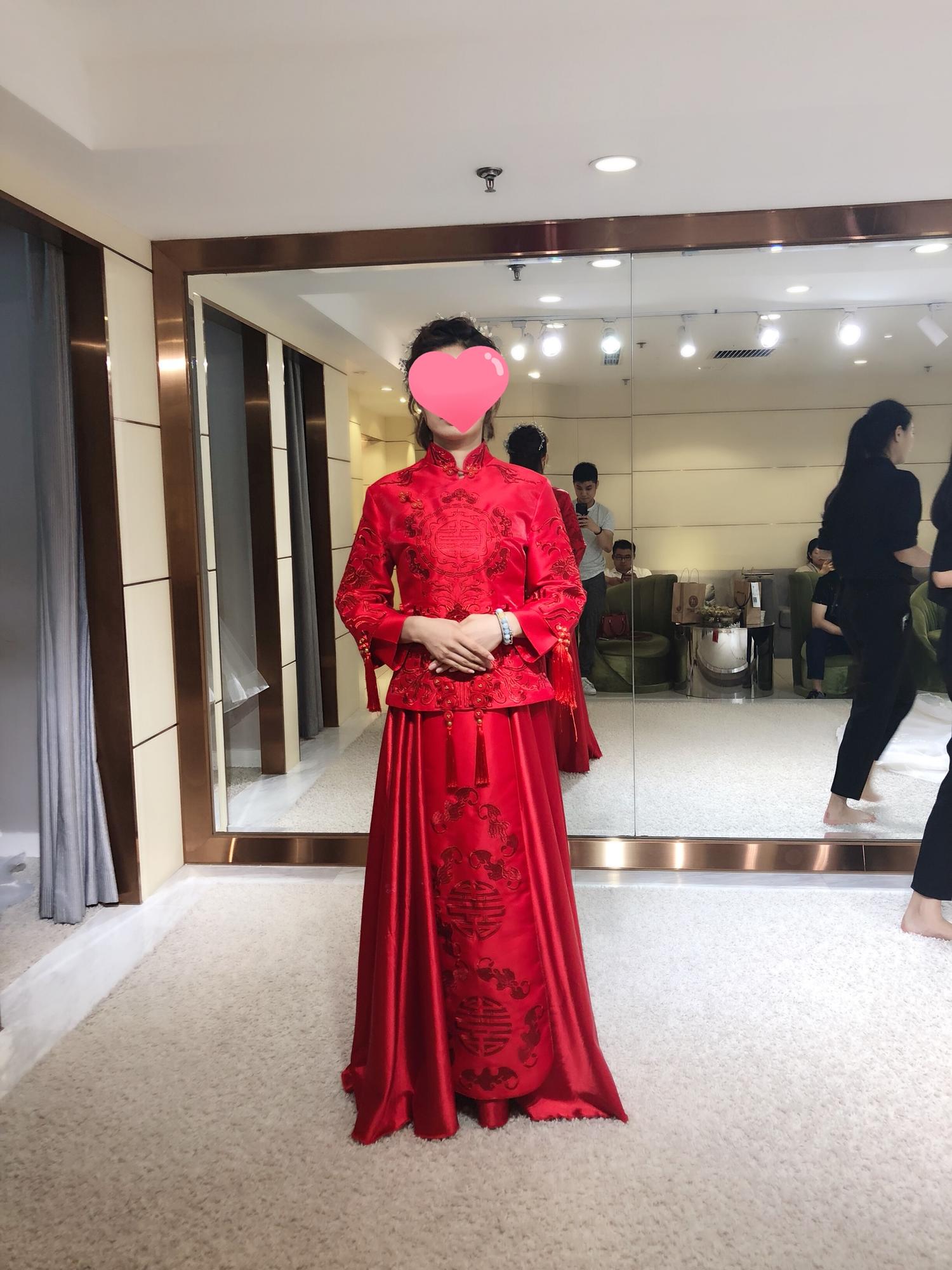 中式选不好小心变成服务员！3件简约款成亮点