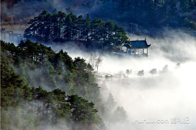 现在这个季节适合去哪旅游清凉舒适