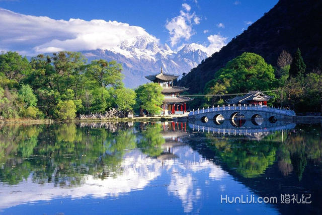 现在这个季节适合去哪旅游清凉舒适