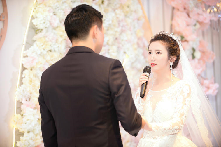 结婚典礼新娘对新郎说的话