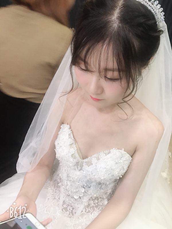新鲜出炉！脸大不可怕 选错婚纱谁丑谁尴尬