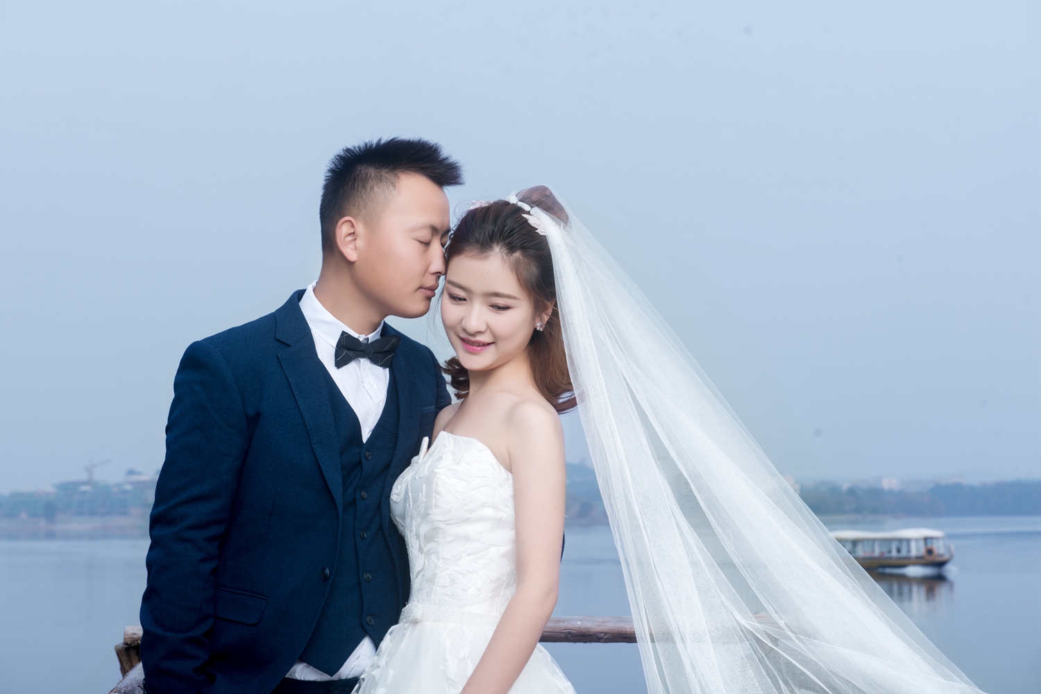 墨然视觉绵阳本地时尚大气婚纱照