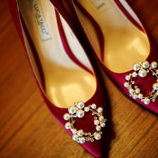 婚鞋一定要红色吗