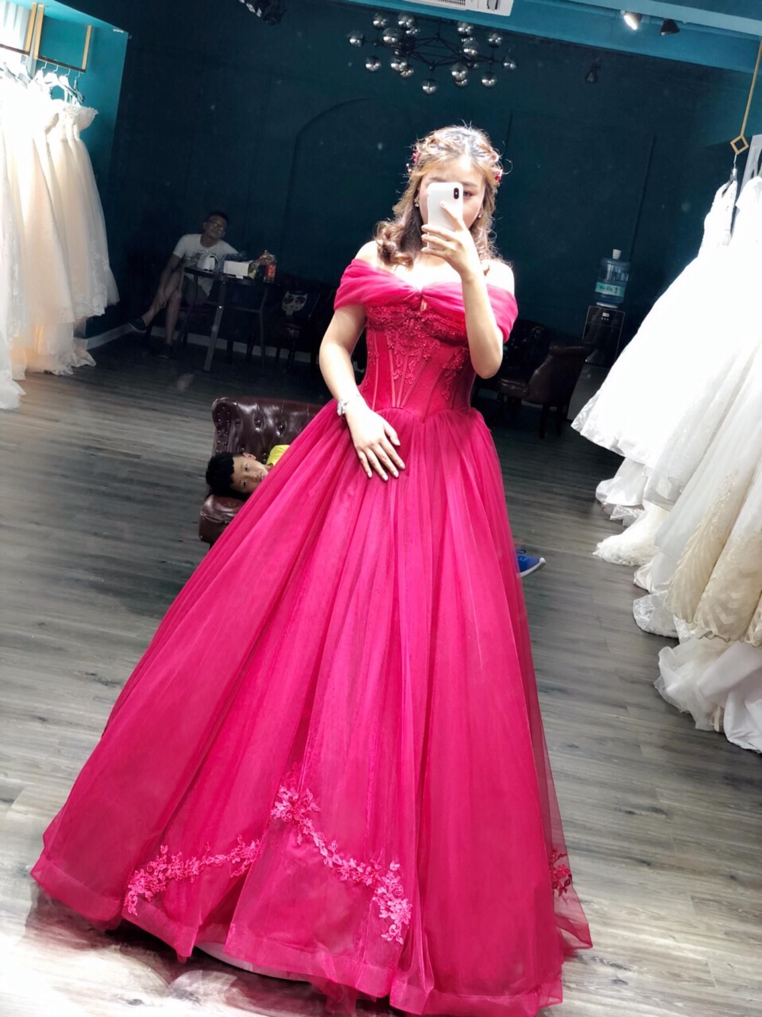 弄潮の延禧嫁衣美开挂 这么穿大婚赚足眼球