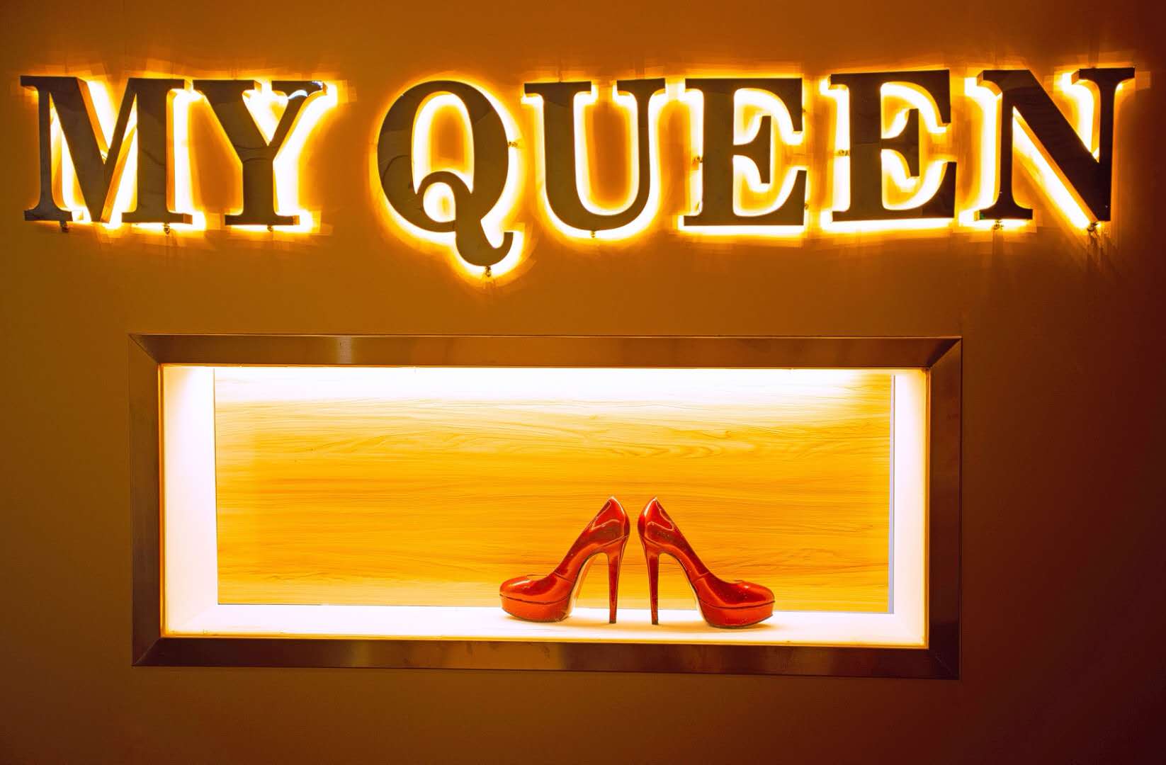 MY QUEEN 女王嫁衣婚纱美学馆