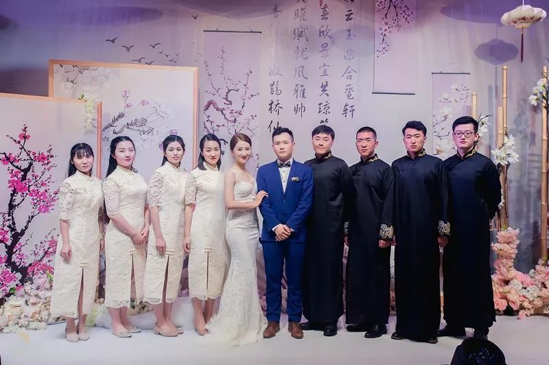 专业团队全程跟拍，给您留下甜蜜的回忆