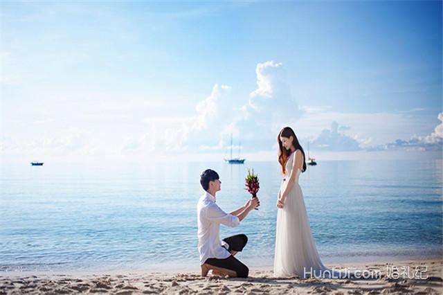 求婚肯定要准备一个女方最喜欢的求婚场景:如果女友喜欢韩剧这类唯美