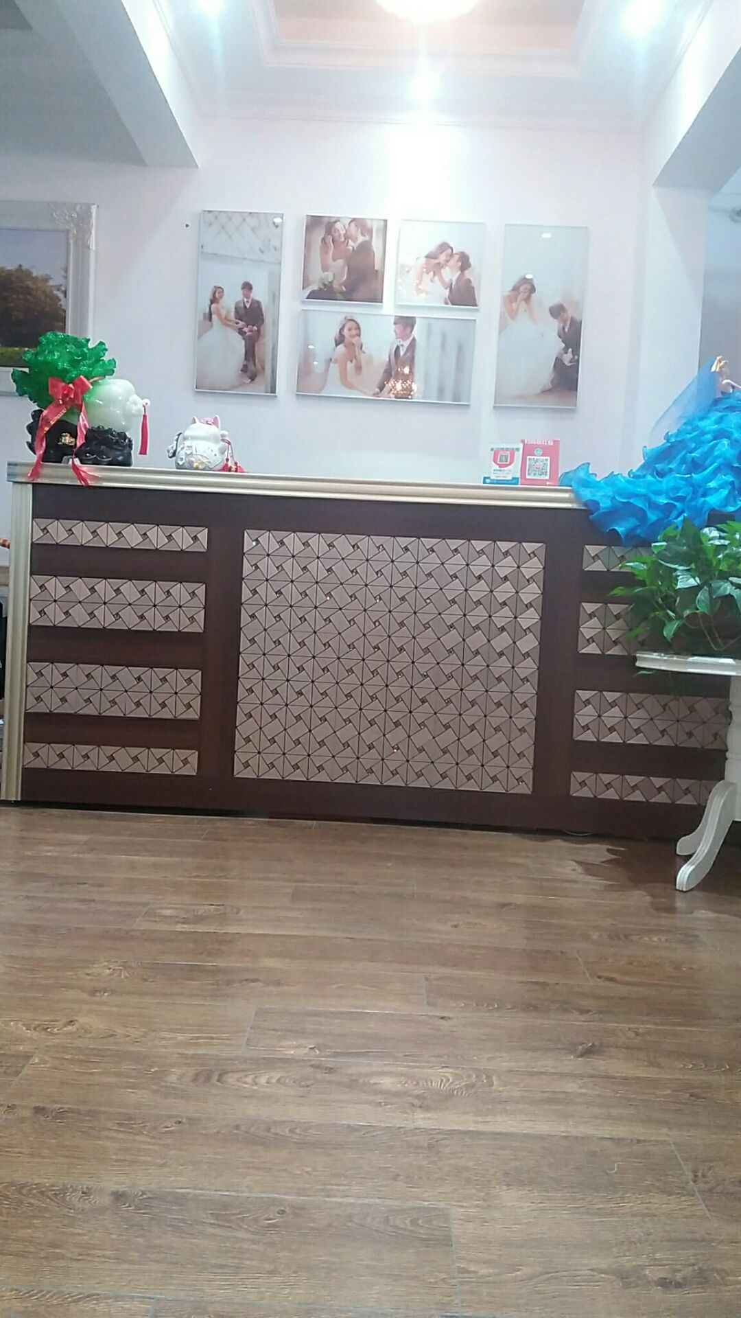 茜茜公主婚纱摄影旅拍工作室