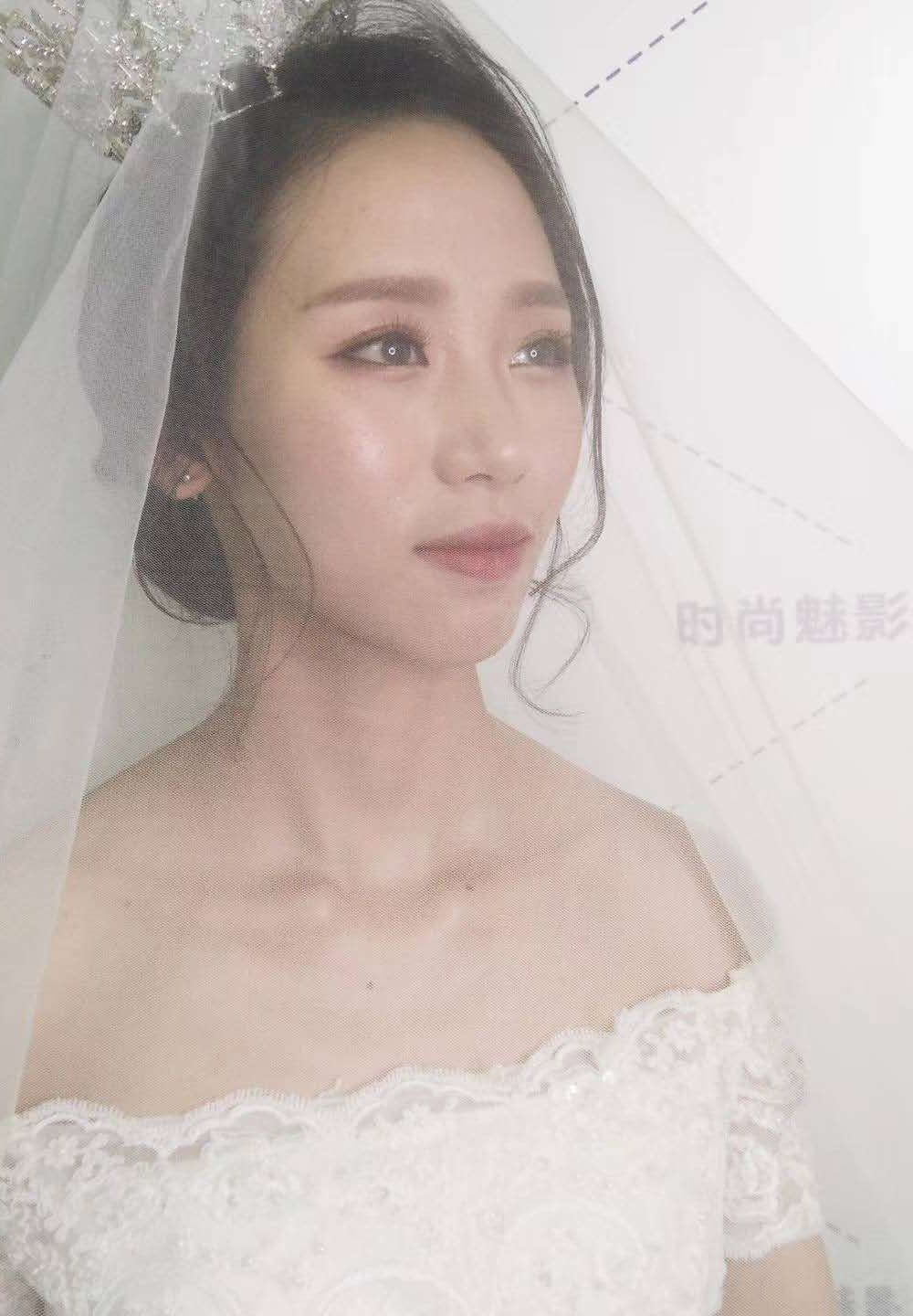 时尚魅影化妆学校十月婚礼季浪漫新娘妆面