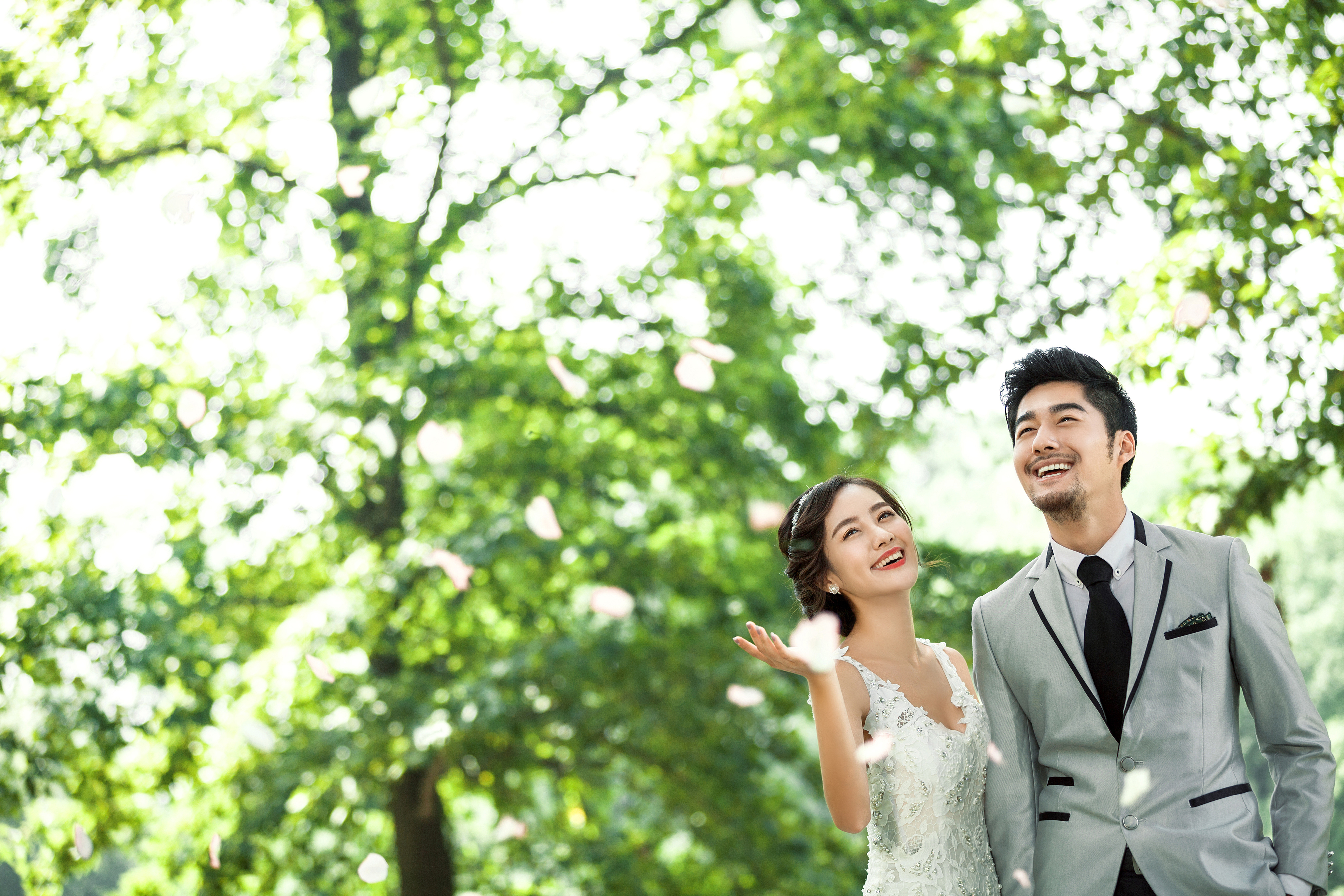 一對一服務(wù)韓式唯美婚紗照六服六造.旅拍.中式