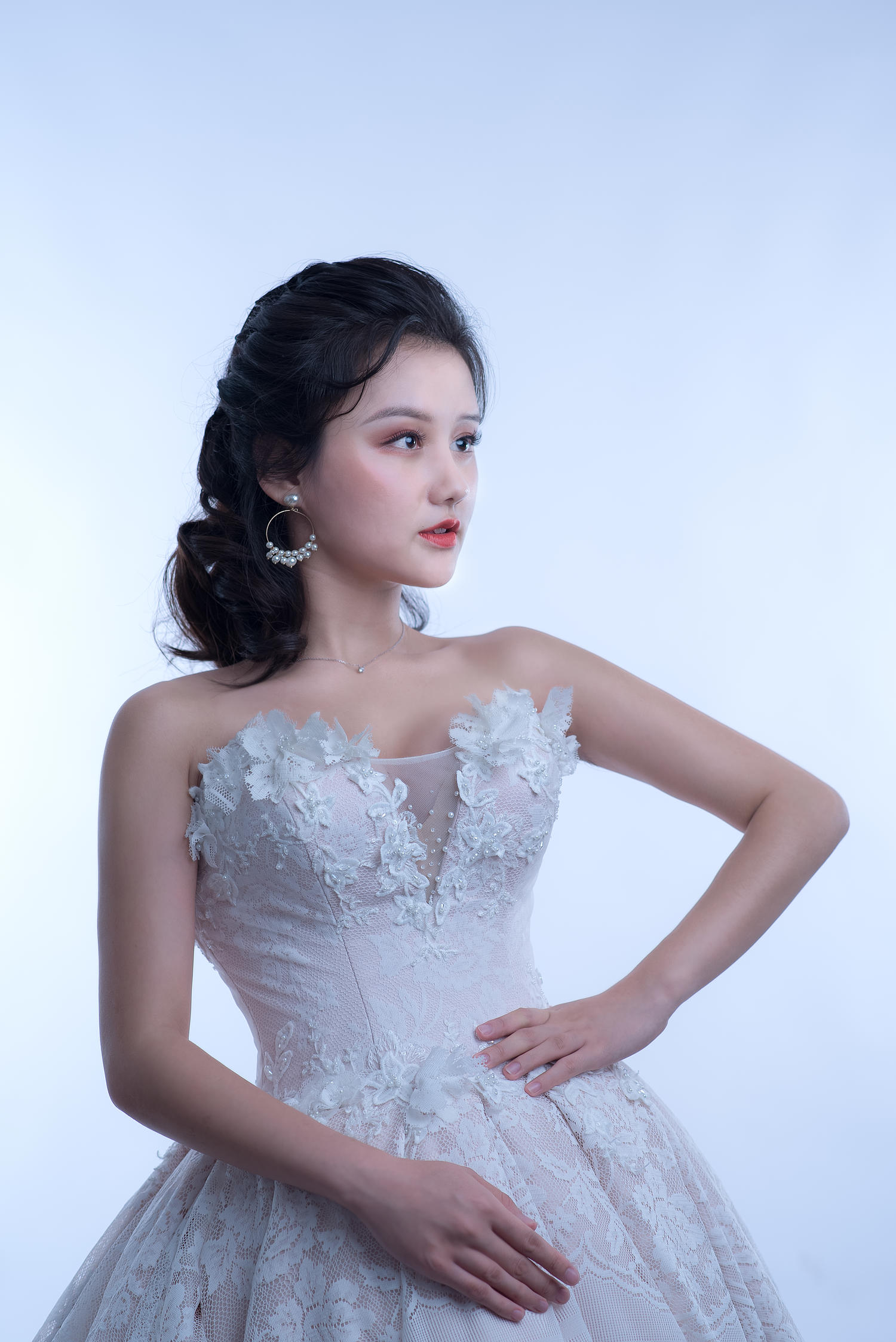 【试纱记】才试了2套婚纱 才发现这款纱闭着眼选都不会错