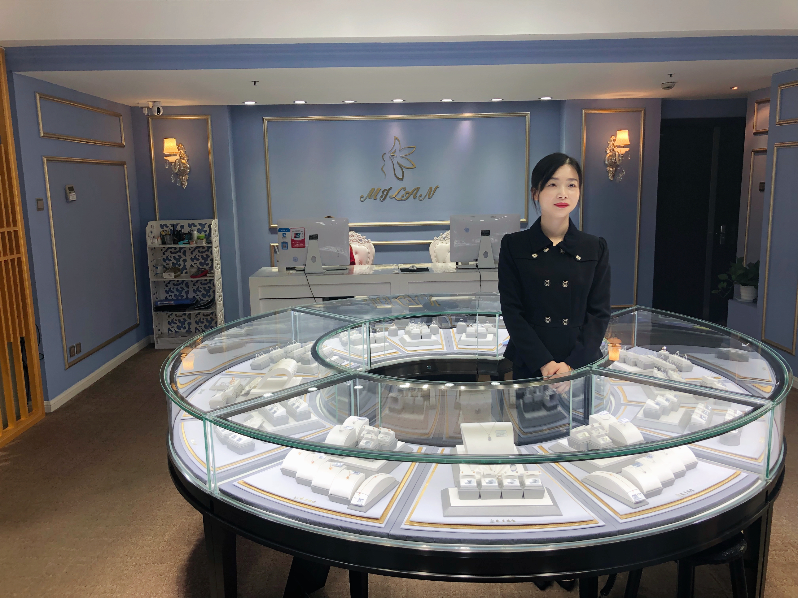 米兰珠宝婚戒定制中心