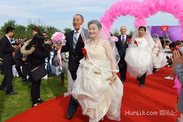 银婚是多少年银婚怎么庆祝