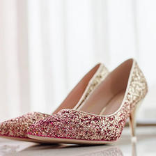 婚鞋可以是粉色的吗