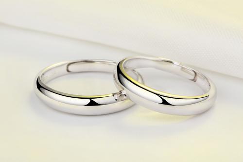 结婚戒指一定要是对戒吗