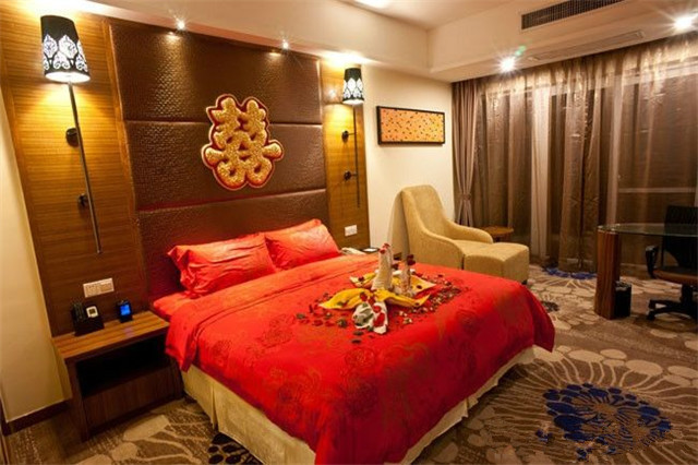 结婚女方家里布置图片及技巧