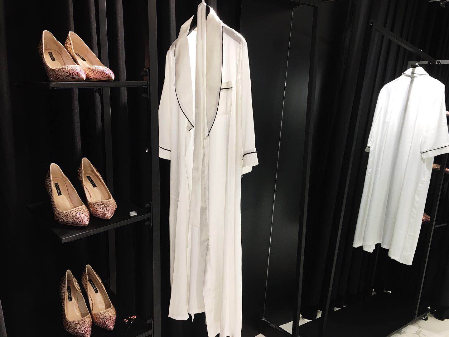 西宁FOR YOU国际婚纱礼服馆