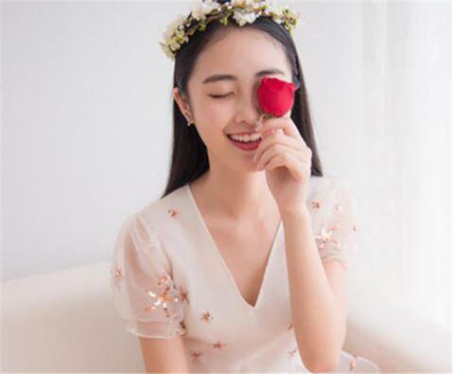 婚纱发型造型图片2018