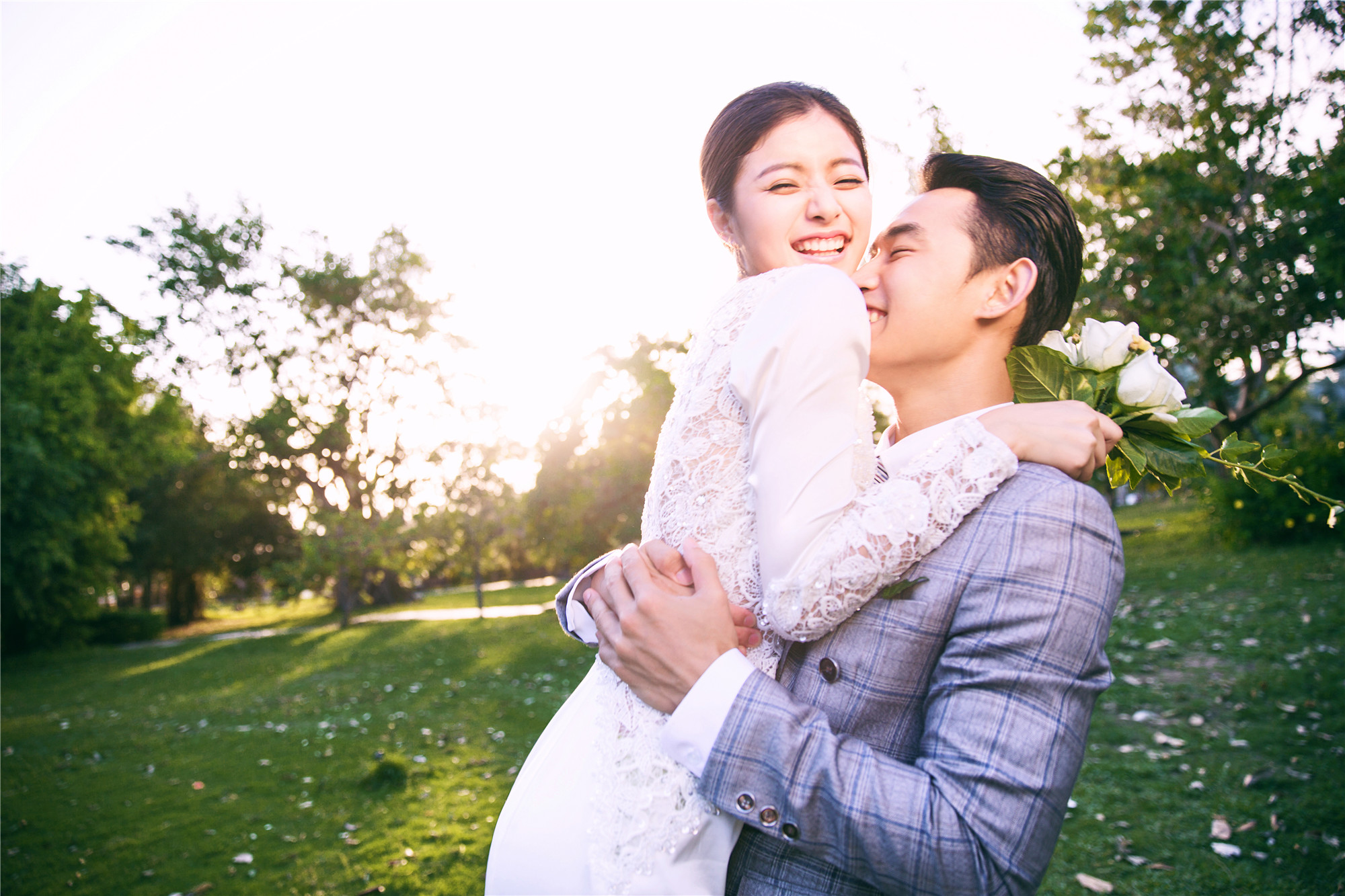 【好评如潮】经典沈城婚纱照 6服6造底片全送