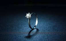 男人一生只能买一枚的真爱戒指是什么