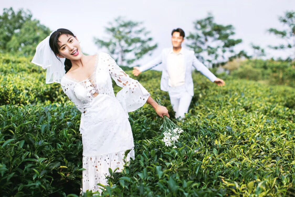 唯美韓式系列婚紗照綠色世界外拍