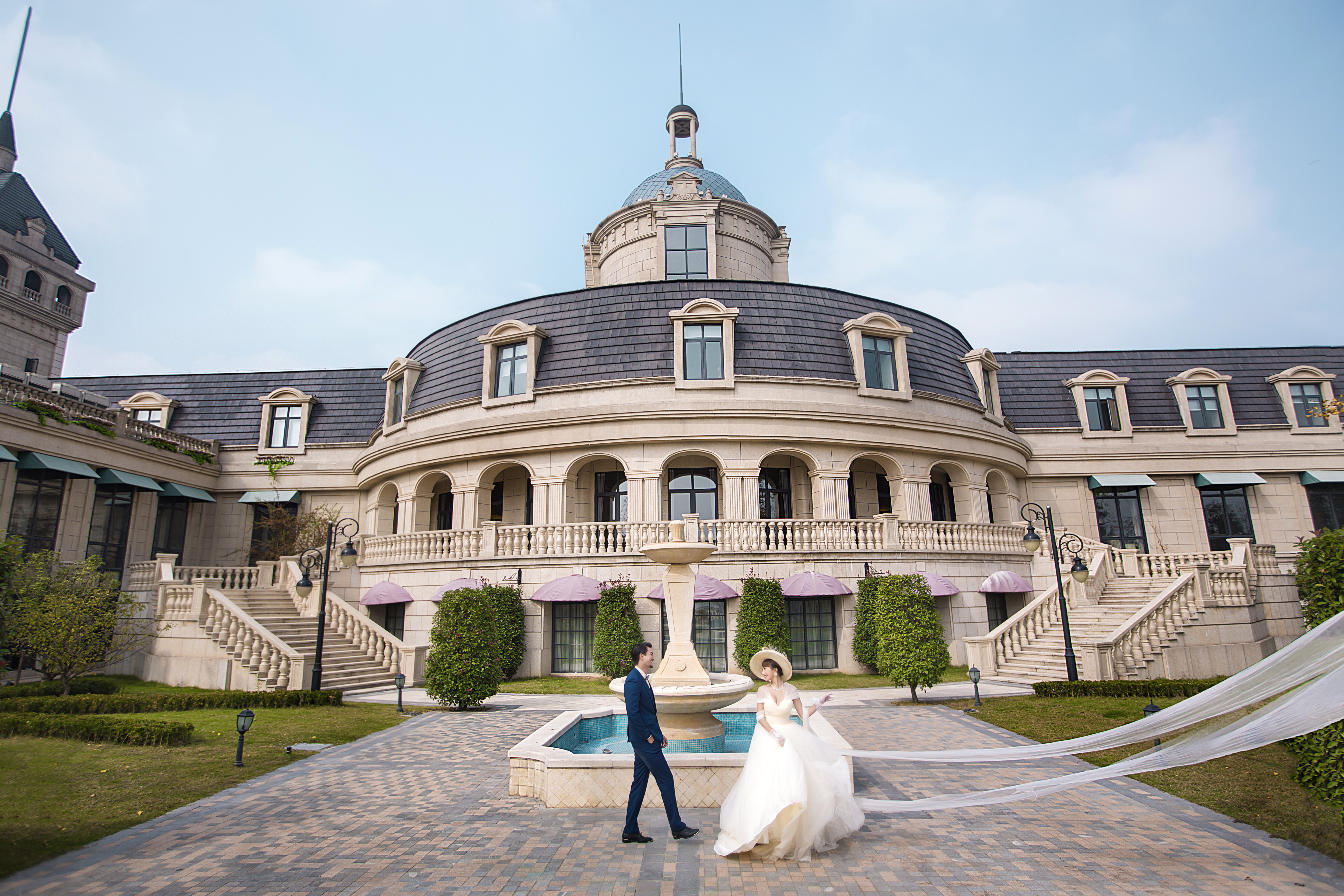 【月不老婚紗攝影】经典婚纱套系￥3599