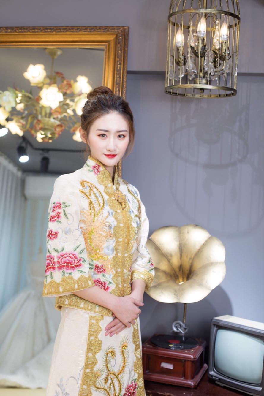 今年秋冬超温暖的几件礼服 不看后悔一整年啊！