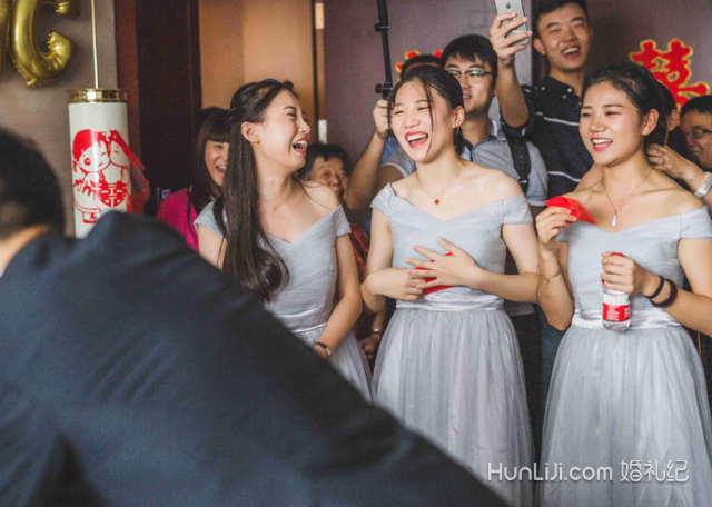 结婚怎么整伴娘