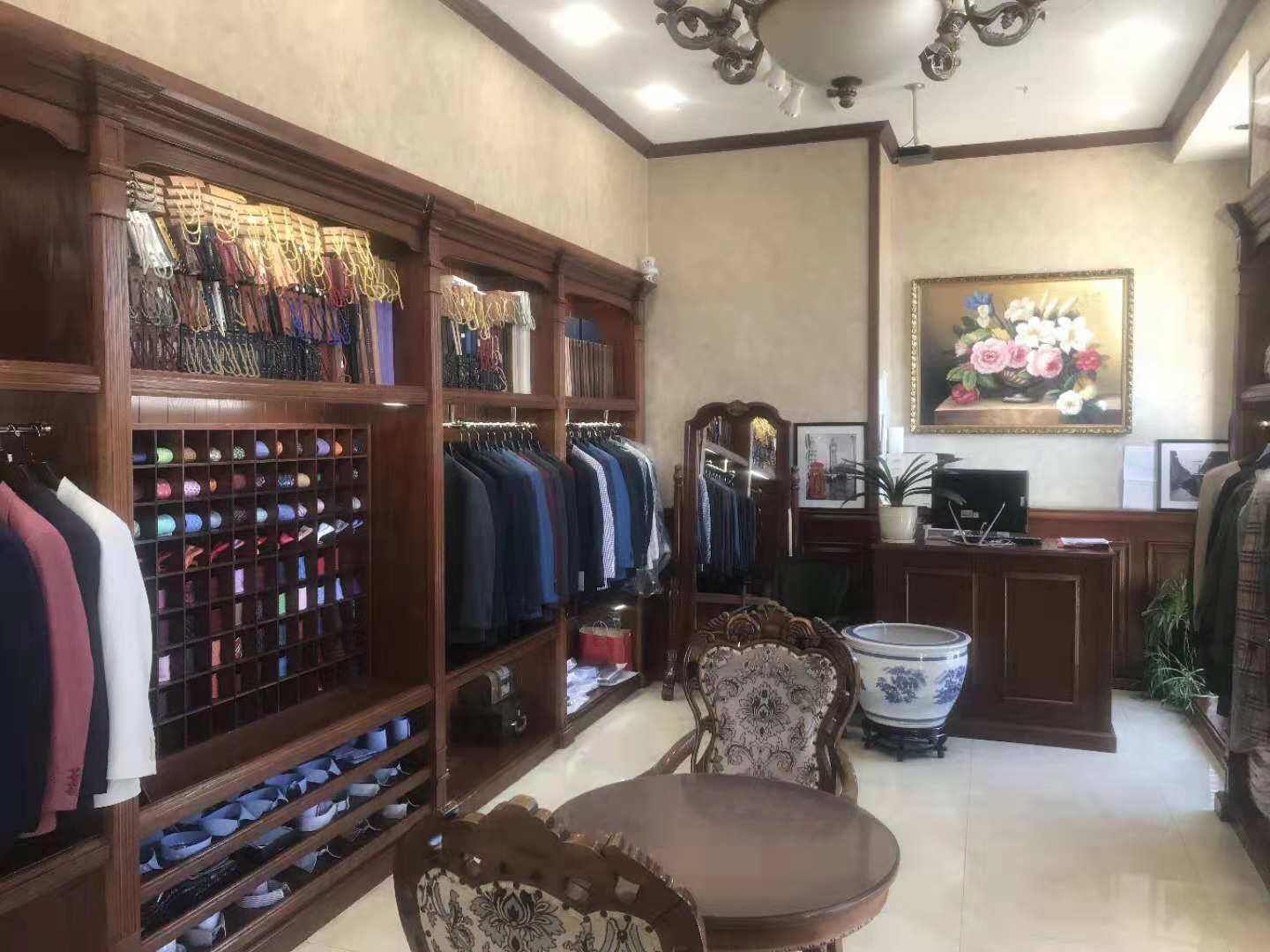 英国索尔斯宾西服定制店