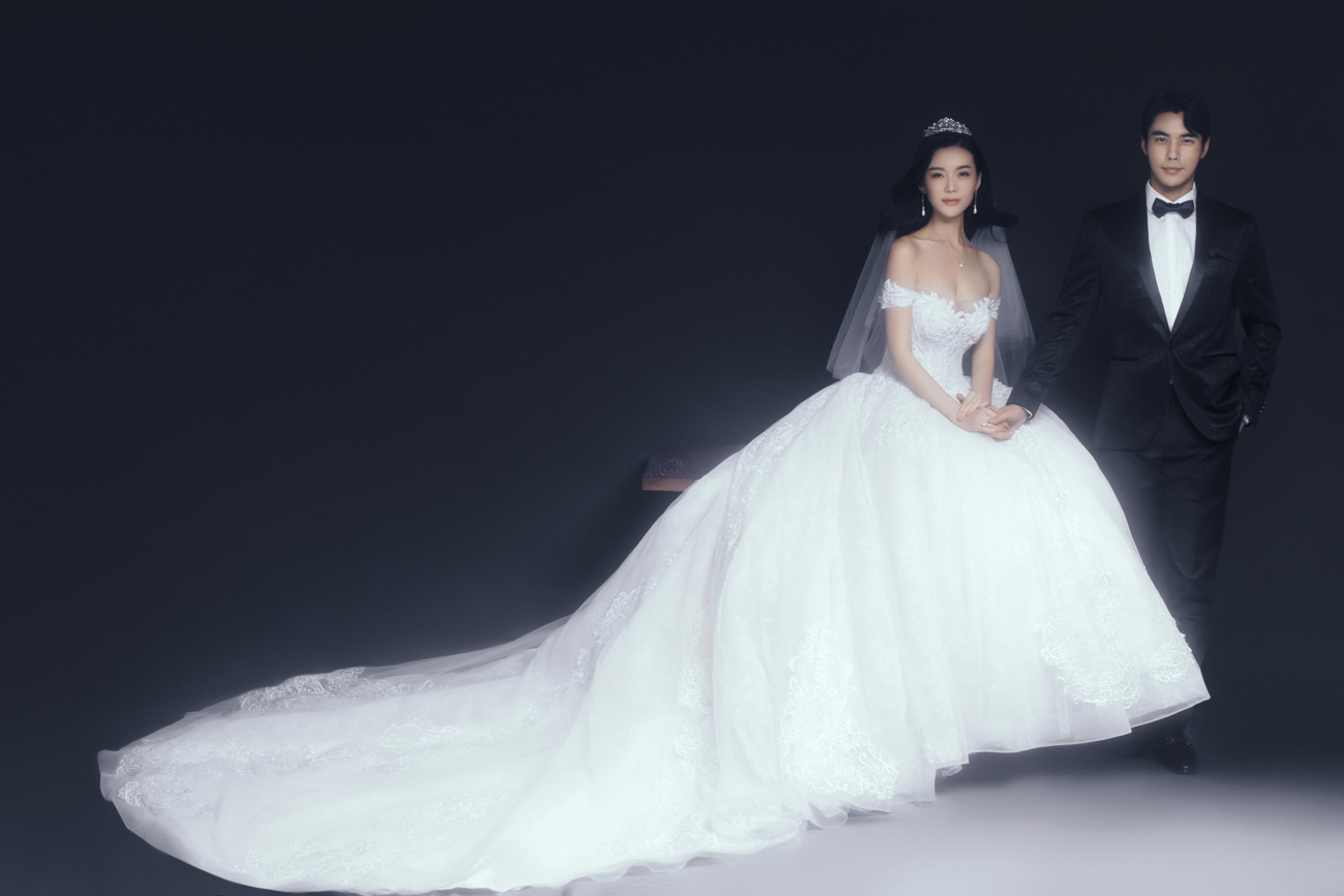 2019高定電影風(fēng)#遇見系列婚紗照#