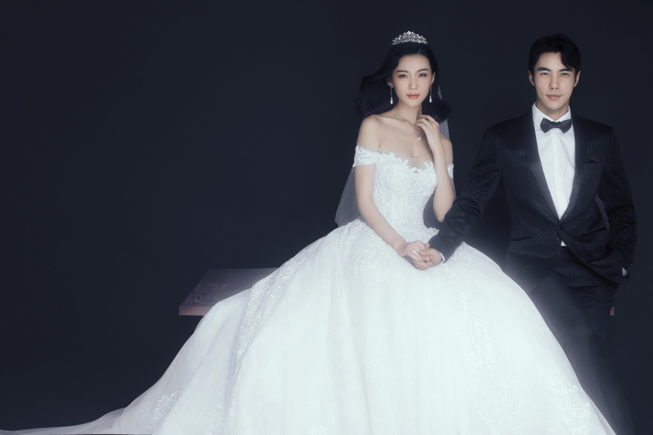 2019高定電影風(fēng)#遇見系列婚紗照#