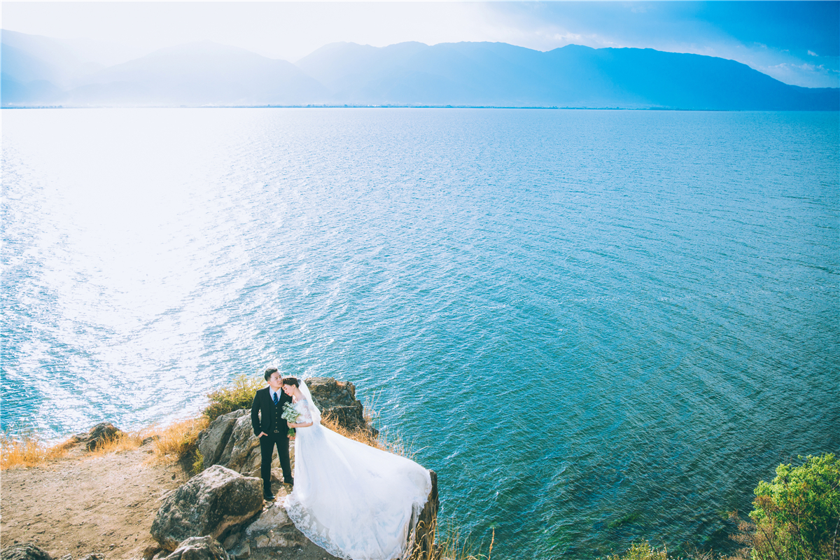 大理特色主题场景:情人崖海景