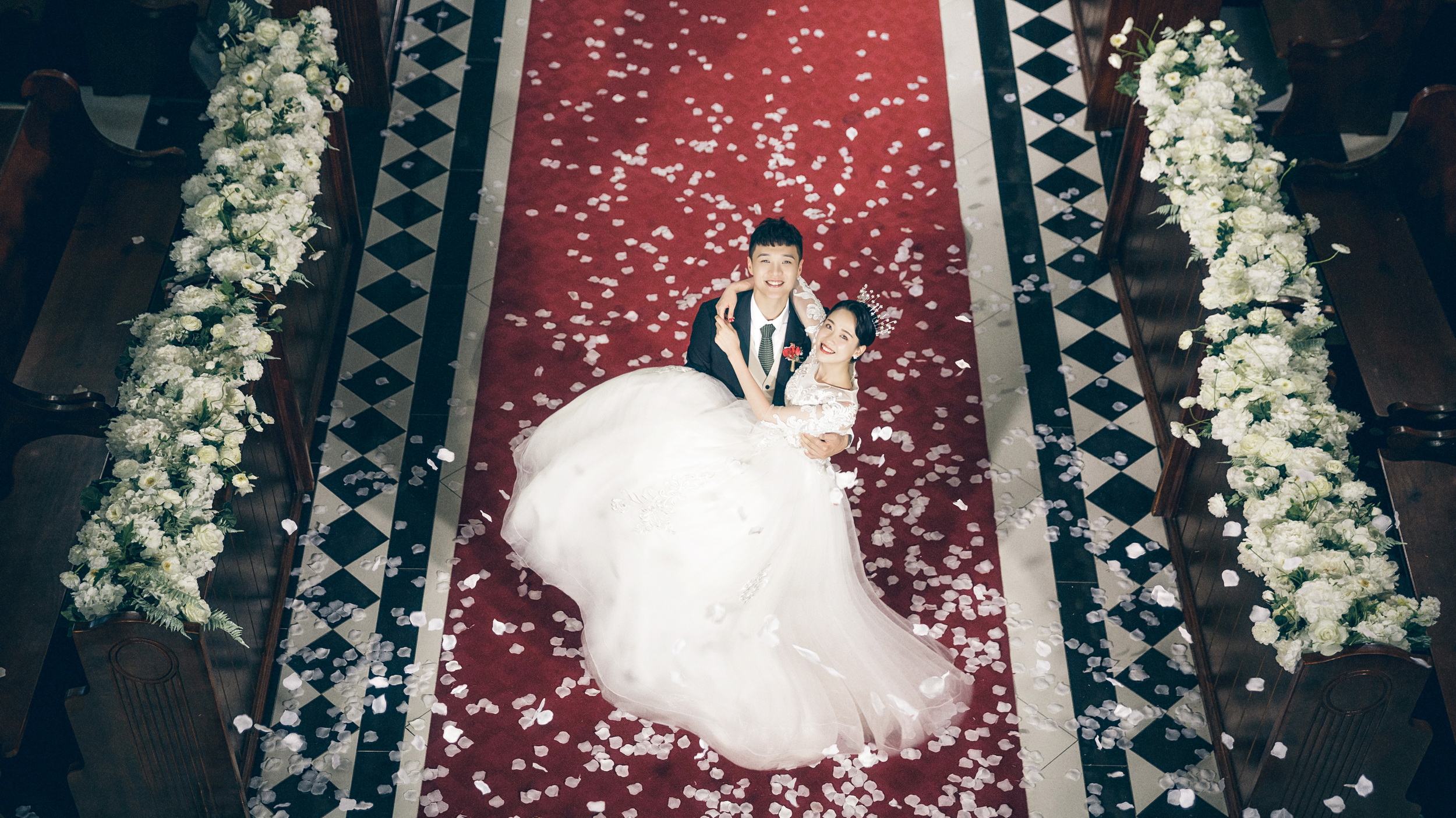 仅售2699元，价值3699元婚照特惠季套餐