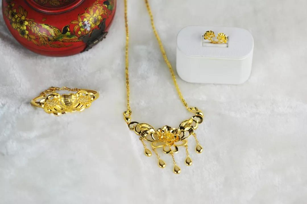 �������ָ����������