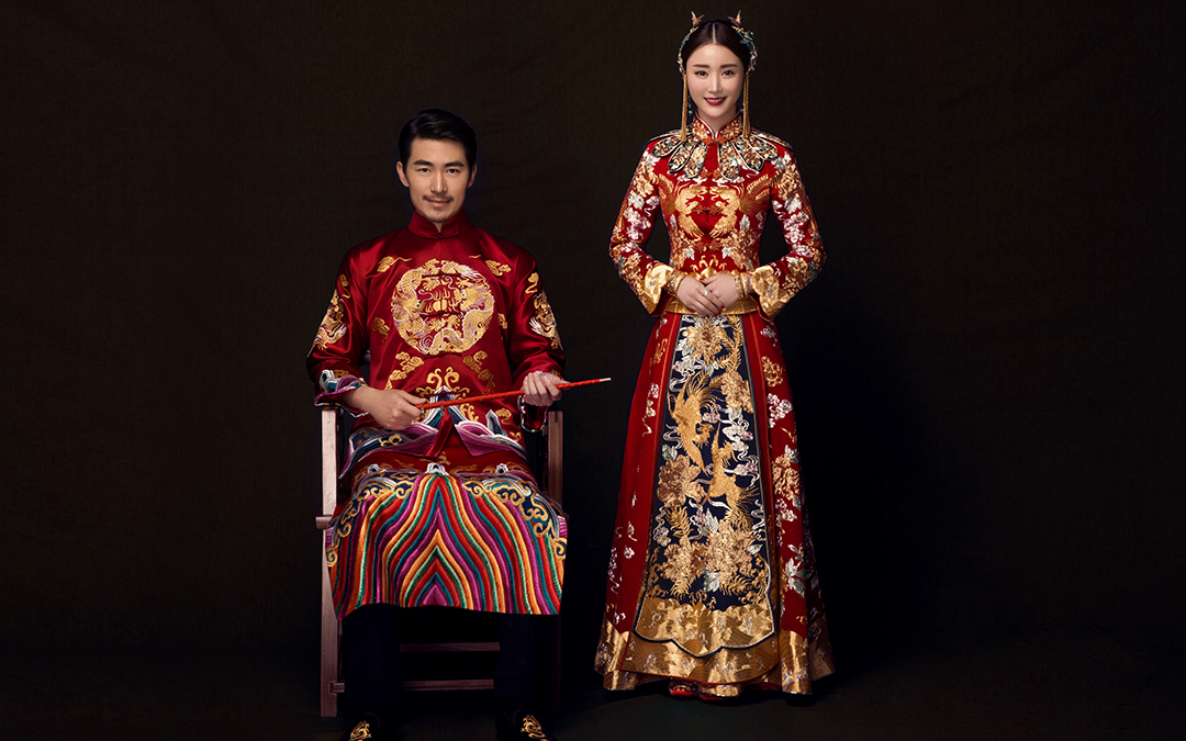 婚纱摄影 中式复古风《秀禾服》室内  1 / 14