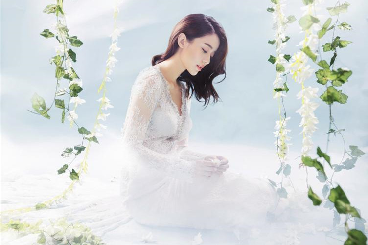 大连拍婚纱一般多少钱