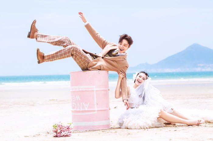 大连拍婚纱一般多少钱