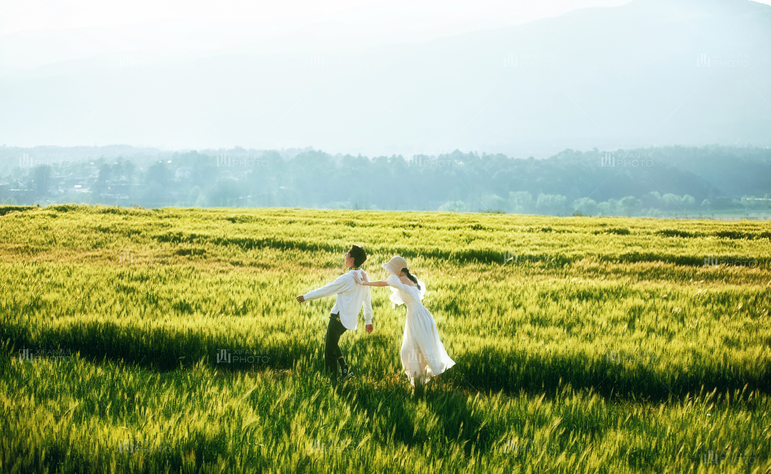 〖西凡摄影〗轻旅拍纪实麦田婚纱照清新唯美