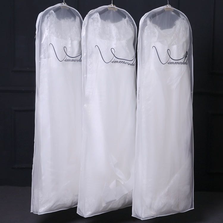 婚纱礼服全都在网上买，太草率太随意了？