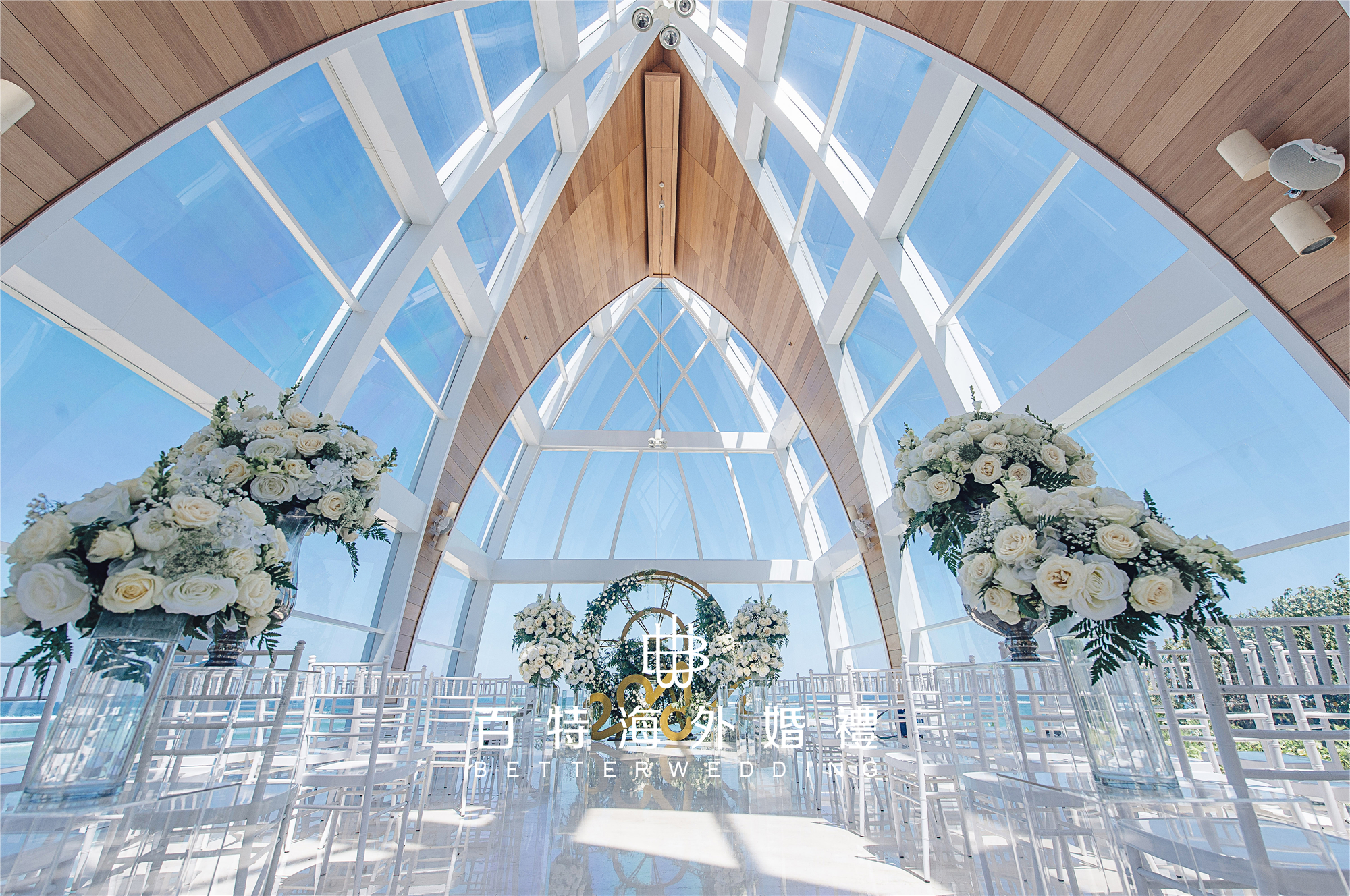 巴厘岛婚礼教堂婚礼白色浪漫清新百特海外婚礼策划