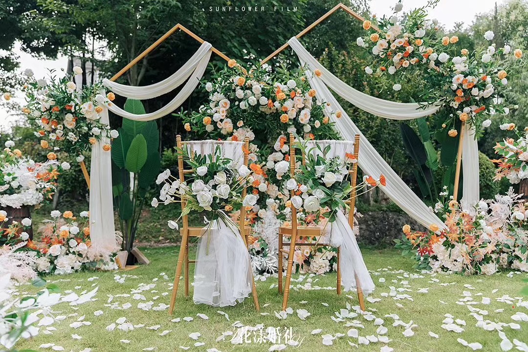 6.9草坪婚礼现场布置
