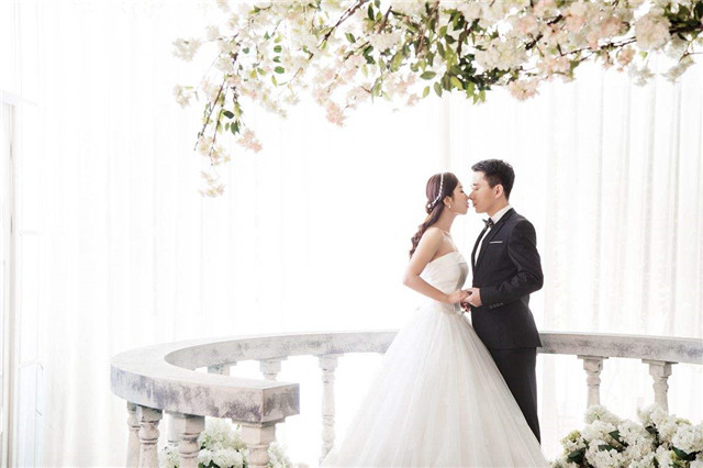 在西安婚纱摄影价格一般多少