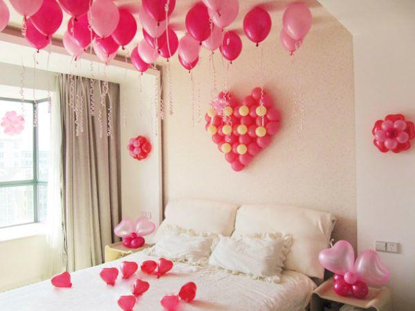 婚房卧室气球装饰效果图 