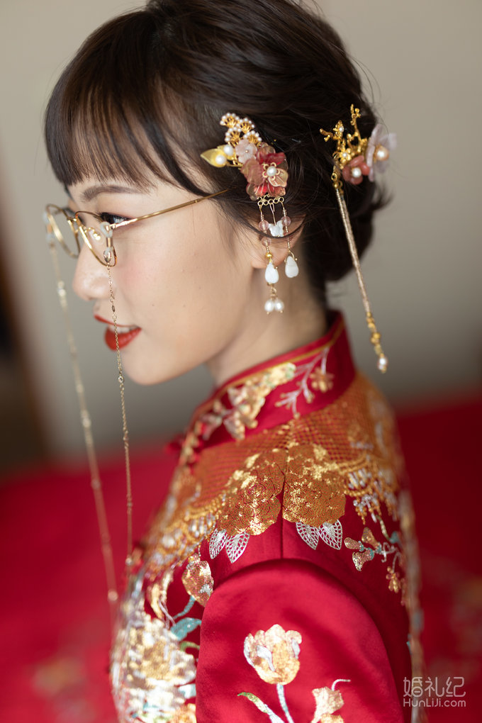 大婚6造型这样穿不留遗憾，4299跟妆最后这点太重要！