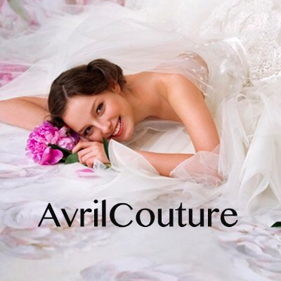 艾薇婚纱定制会所AvrilCouture